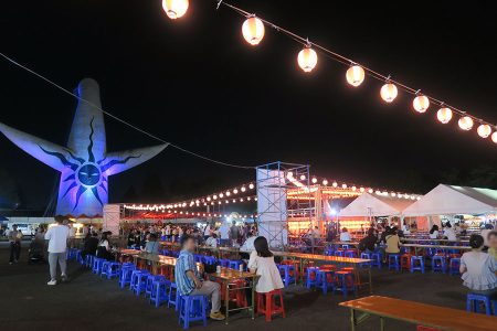 「万博記念公園」で大規模な夏祭りスタート、屋台・ステージは日替わり | Lmaga.jp