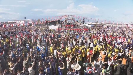 【速報】万博で約4000人が盆踊り　ギネス世界記録に挑戦　踊る「人数」と「国籍数」で達成目指す　認定の条件は「90％以上の参加者が間違えずに5分以上踊ること」（読売テレビ） - Yahoo!ニュース