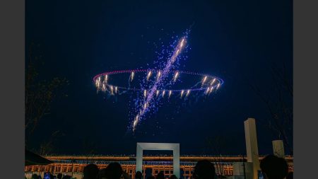 【万博後半】大阪・関西万博のドローンショーを楽しむ徹底ガイド｜時間・観覧スポット・特別演出情報まで - ドローンジャーナル