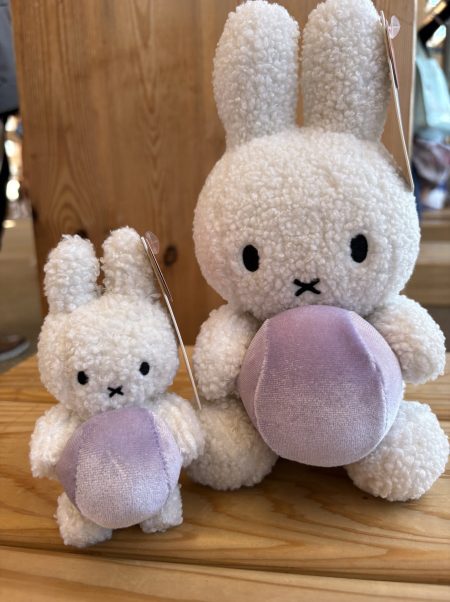 子どももうれしい！【大阪・関西万博グッズ5選】 ミャクミャクぬいぐるやオランダ館限定グッズも | ラジトピ ラジオ関西トピックス