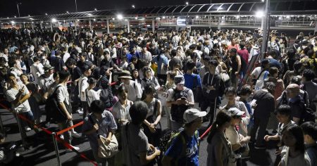 「暴動起きないのが不思議」万博足止め、協会対応に不満あらわ　迂回路周知までに3時間超 - 産経ニュース