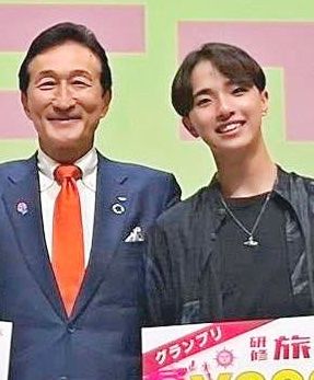 沖縄の高3・平戸凰雅さんが全国グランプリ　万博で開催の「みんなの夢AWARD」　2464人がビジネスアイデアを競う | 沖縄タイムス＋プラス