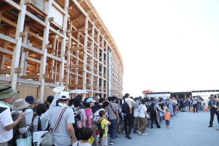 大阪・関西万博の公式サイト「安全確保できる環境ではありません」早朝の入場待ち自粛を呼びかけ（日刊スポーツ）｜ｄメニューニュース（NTTドコモ）