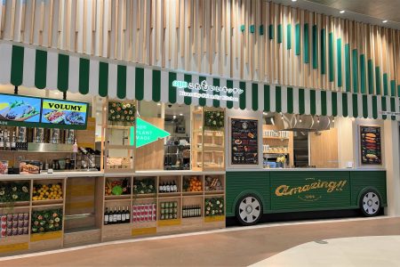 大阪・関西万博『QBB これもいいキッチン』 万博で働く常連さんに聞いた日本での「チーズ代替植物性食品」の可能性 | 六甲バター株式会社のプレスリリース