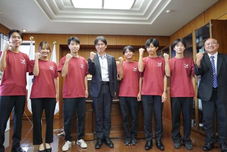 大阪大学飛行機制作研究会albatrossが鳥人間コンテスト優勝を報告しました － 大阪大学