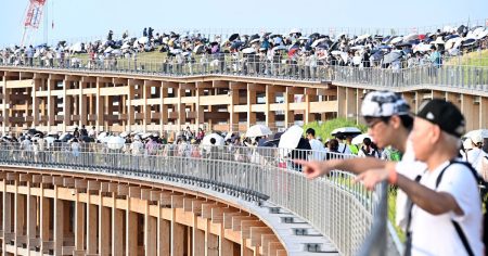 大阪万博大屋根リングの保存、市営公園化で調整へ　民間管理から転換 - 日本経済新聞