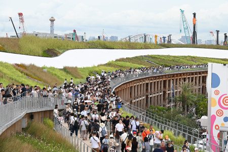 【速報】過去最多を更新！ 万博１３日（土）の一般入場者数は２０万８０００人、大屋根リングも大混雑　今日のイベントは？（Lmaga.jp） - Yahoo!ニュース