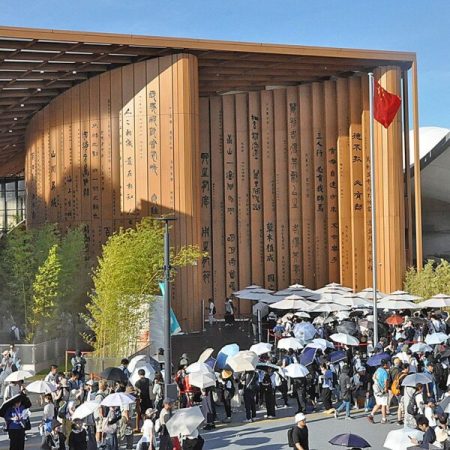 大阪万博の中国館未払い問題　「中日建設」の数億円踏み倒し解決を　国家プロジェクトの名で巻き込まれた地元下請業者 | 長周新聞