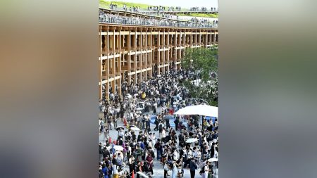 大阪万博:万博来場者、１３日は２１万８１３０人で最多更新…１か月後に閉幕迫り「駆け込み」続く : 読売新聞