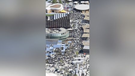 大阪万博:１９日の万博来場者数、２２万１５７６人で最多更新…１０日連続で２０万人超え : 読売新聞