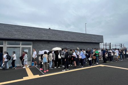 【速報】万博が「チケット販売終了」を正式発表…早朝から行列ができた「当日券」は、２６日で最後に（Lmaga.jp） - Yahoo!ニュース