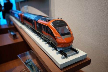 EXPO2025 大阪・関西万博への旅 8月再訪編 ⑰『万博写真館：ORA外食パビリオン「宴～UTAGE～」とインド館、夏の情景Ⅶ』 - 嵐、ゴルフ、ミステリーの日々２