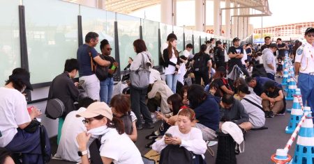 万博未使用券の当日券交換、初日は午前8時に受け付け終了　「もう終わりか」と不満続出 - 産経ニュース
