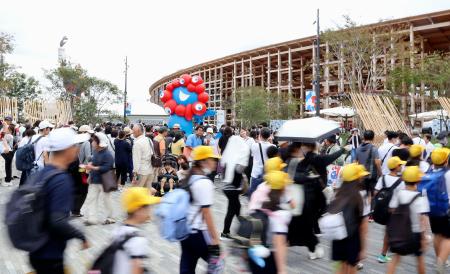 【大阪・関西万博】見納め、混雑ピークに　「死に券」や雑踏事故懸念 | 共同通信　プレミアム | 沖縄タイムス＋プラス