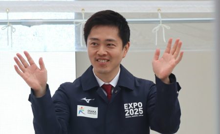 「小泉びいき」の維新・吉村洋文代表は連立入り見えて上機嫌　2度ダメ出しされた「大阪都構想」もついに実現か | AERA DIGITAL（アエラデジタル）