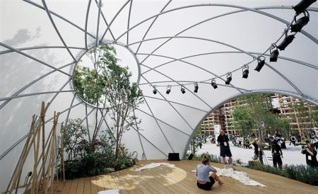 【次代を担う建築家、大阪・関西万博に込めた思い】萬代基介氏/2回の万博の記憶をつなぐ | 建設通信新聞Digital