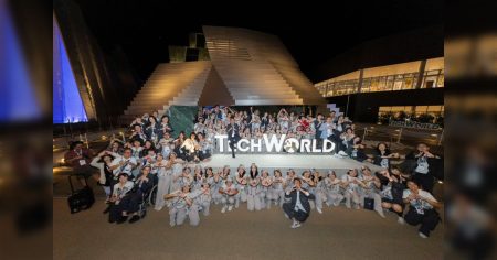 万博に出展していた"謎の組織・TECH WORLD"名残惜しみつつ最後に特大の種明かしをぶちかます「言っちゃったよ！？」 - Togetter