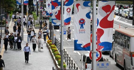 さらば万博、変わる街並み…大阪の街彩ったバナーフラッグやモニュメント、今月末に撤去 - 産経ニュース