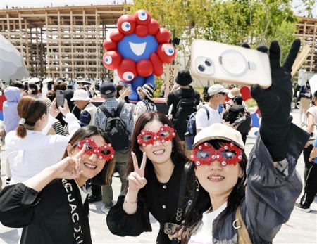 サンデー特報　大阪・関西万博　成果と課題　人波に未来への期待感　並ばぬ万博　理想遠く　予約難航、観覧に列　新技術実用化へ支援鍵　７０年万博の一部現実に　ＳＮＳ拡散　黒字化後押し　多額公費、経済成長つながるか | 全国のニュース | 福井新聞Ｄ刊