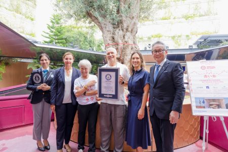 《ギネス世界記録™》ニナファームとフランス館パートナー企業が「みんなで結ぶ "赤い糸"」世界記録達成／大阪・関西万博 ― 愛・絆・女性のリーダーシップの讃歌 | 美麗インターナショナル有限会社のプレスリリース