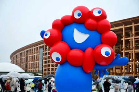「やっぱりミャクミャクの正体は怖かった」自民党幹部は維新に「あの時の借りを返してほしい」と…政治の取引に使われた大阪万博の末路 | 文春オンライン