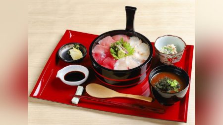 大阪万博:大阪万博で「近大マグロ」人気、養殖魚専門店の来店１１万人…「日本の食文化の新しい可能性を発信」 : 読売新聞