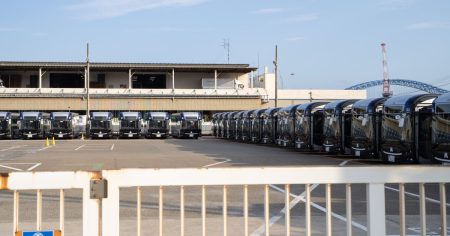 大阪メトロが大量導入の「電気自動車バス」で不具合連発…！「ハンドル操作と逆方向に進行」「ブレーキ周りの部品が吹っ飛んだ」恐怖のトラブル（週刊現代） - 2ページ目 | 現代ビジネス | 講談社