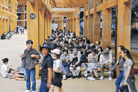 ＜夕刊ワイド＞　【検証～大阪・関西万博】（５）鉄道トラブルは想定外　準備不足が招いた足止め　｜社会｜全国のニュース｜北國新聞