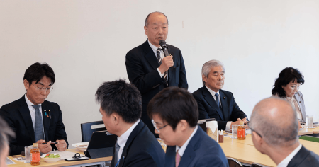 韓国の「慰安婦」像撤去にさらなる働き掛けをドイツでの撤去について報告を受ける | お知らせ | ニュース | 自由民主党