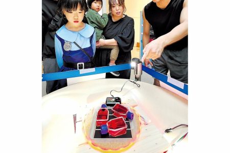 ｉＰＳ心筋シート「すごい」　金大医学展で特別展示　大阪・関西万博でも披露｜社会｜石川のニュース｜北國新聞