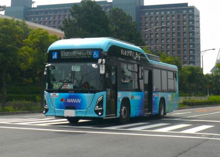 万博シャトルバス、次の仕事発表「日本の空港として初めての取り組み」へ　桜島駅～夢洲を結んだ南海バスのEV4台（オリコン） - Yahoo!ニュース