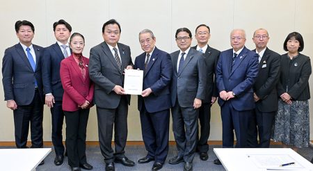 円滑、快適な関空へ体制整備で支援を | ニュース | 公明党