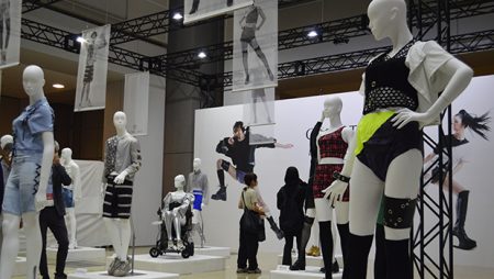 見せるおむつ勢ぞろい　外出ためらわないよう〈紙おむつメーカーなど８社〉 - 福祉新聞Web