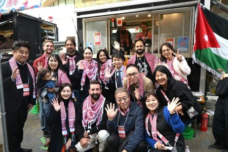 難波にサプライズ登場、万博で超絶人気ヨルダン・パビリオン…前回５０人予想が５千人、今回は待ち時間ナシ（Lmaga.jp） - Yahoo!ニュース