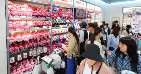 大阪万博、キャッシュレス普及後押し　リピーターは会場外でも利用増 - 日本経済新聞