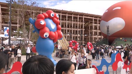 【速報】ミャクミャク像の移設先は「太陽の塔」の近くに　大阪府・吉村知事が表明「一緒に見られる位置に」（ABCニュース） - Yahoo!ニュース