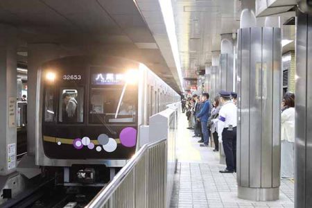 「万博、終わっちゃったね…」 狂乱の万博輸送“その後” ミャクミャク列車はどこへ？ 夢洲には意外と人影が | 乗りものニュース