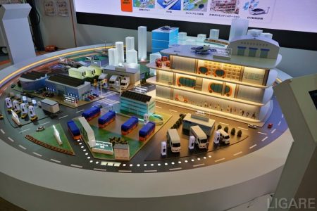 関西電力、モビリティ事業「カンモビ」で“充電以外”にも注力【JMS2025】 | LIGARE（リガーレ）人・まち・モビリティ