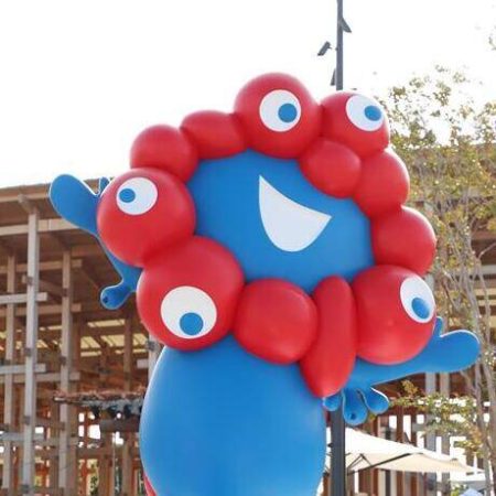 新語・流行語大賞の受賞１０語に「ミャクミャク」　選考委員会「大阪・関西万博の入場者数と並走するように人気うなぎ登り」 - スポーツ報知