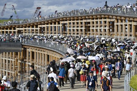 京都市や宇治市の観光名所「万博期間」に集客苦戦　大阪に周遊とどまった実態が浮き彫りに｜京都新聞デジタル　京都・滋賀のニュースサイト