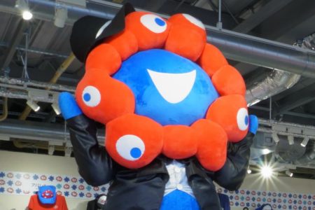 あべのハルカス近鉄本店の万博公式ストア、2026年2月末まで延長決定！　開店～12時入場分は整理券配布（トラベル Watch） - Yahoo!ニュース