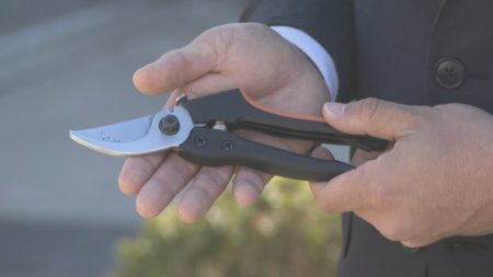 【ニュースのその後】「未来へのバトンタッチ」大阪・関西万博　ルクセンブルク館を建設した会社に託された“ハサミ”　山梨 | TBS NEWS DIG (1ページ)