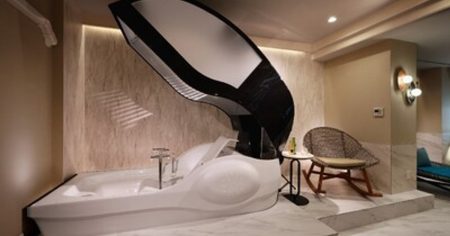 プレスリリース：大阪・関西万博で話題集めた「人間洗濯機」がミナミのホテルに「道頓堀クリスタルホテルIII」で12月10日より国内最速で稼働開始（PR TIMES） | 毎日新聞