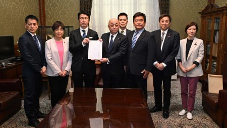 万博工事代金未払い問題の解決を図る議員立法を提出 - 立憲民主党