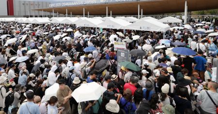 大阪万博来場、地下鉄への偏り鮮明　想定を13ポイント上回る7割超 - 日本経済新聞