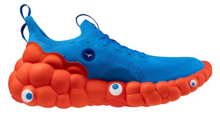 ミズノの“ミャクミャクスニーカー”はなぜ売れたのか　目玉付きが支持された理由：【2025年メガヒット記事】（1/4 ページ） - ITmedia ビジネスオンライン