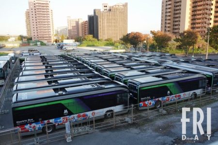 【独自】ついに大阪に「EVバスの墓場」が出現か？不具合多発でリコールも出た『万博EVバス』の行方（FRIDAY） - Yahoo!ニュース