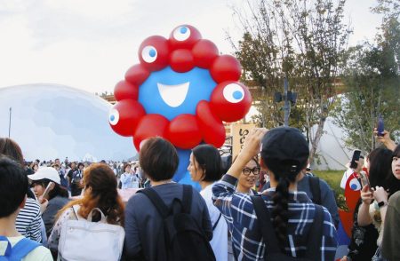 大阪・関西万博「やってよかった」の空気の裏で…思い出したくないトラブルの数々　大阪府知事は知らん顔：東京新聞デジタル