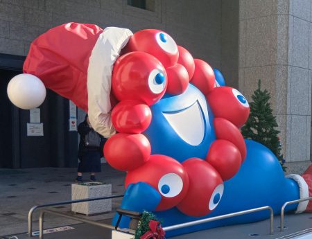 大阪万博で皆勤賞！「万博グランマ」がギネス世界記録を更新　国内外の万博訪問日数がなんと686日｜京都新聞デジタル　京都・滋賀のニュースサイト