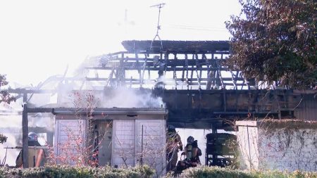 愛知・春日井市で元日に火事　倉庫と住宅が全焼　住人の80代男性は逃げてけがなし | 名古屋・愛知・岐阜・三重のニュース【CBC news】 | CBC web
